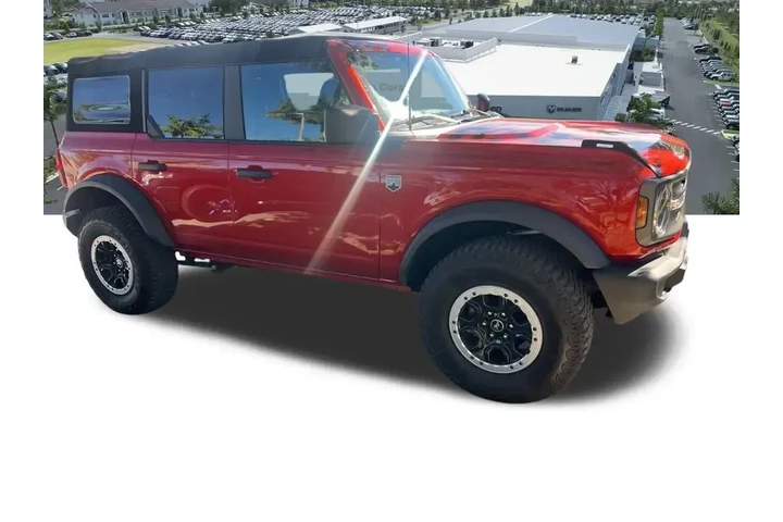 $35685 : Ford Bronco 2022 4x4 Base Ad image 2