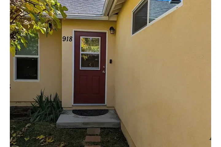 $1600 : NICE SINGLE FAMILY HOUSE. LA image 1