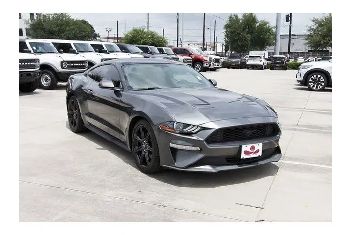 $15900 : Ford Mustang 2018 EcoBoost 2 image 6