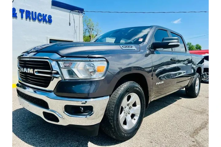 $29995 : 2021 RAM 1500 Big Horn Crew C image 3