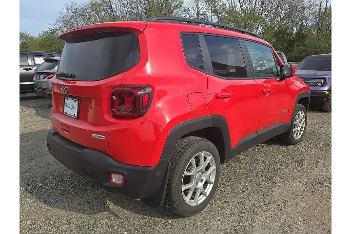 $20243 : Jeep Renegade 2021 4x4 Latit image 4