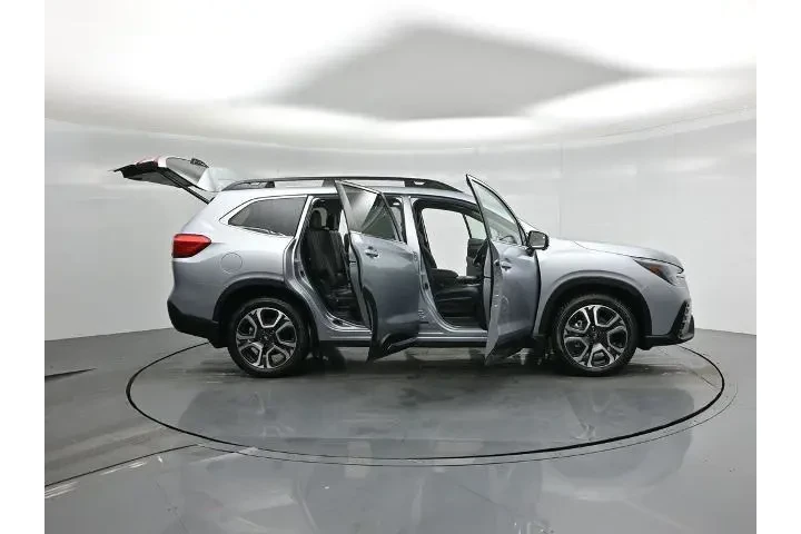 $32959 : Subaru Ascent 2023 AWD Limit image 4