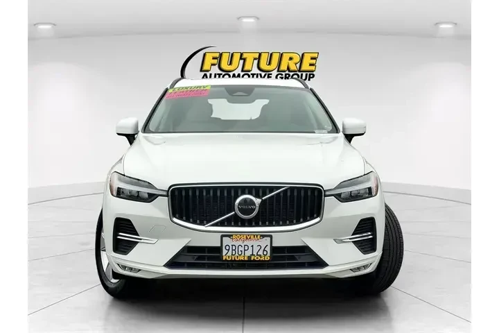 $18888 : Volvo XC60 2022 AWD B5 Momen image 2