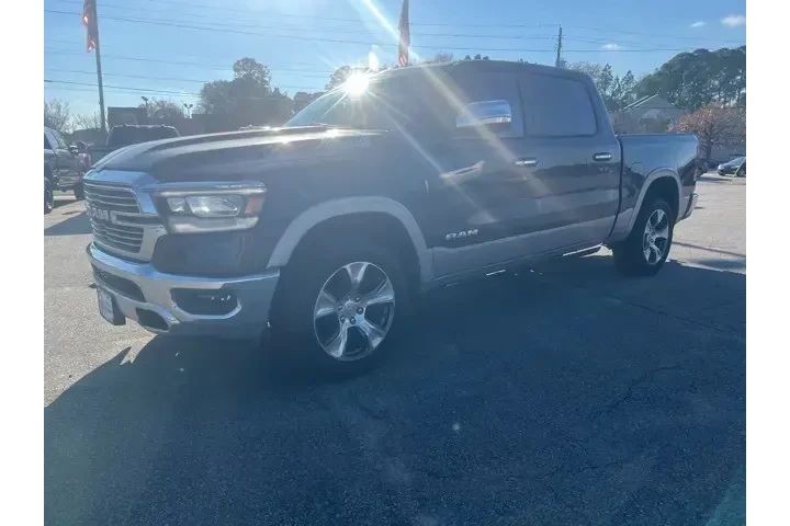 $24980 : Ram 1500 2019 4x4 Laramie 4d image 2