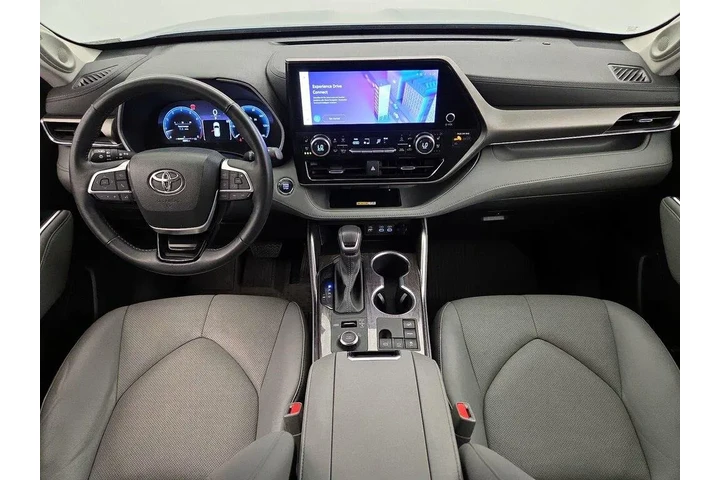 $36998 : Toyota Highlander 2023 AWD L image 9