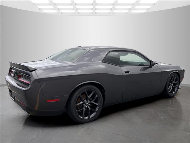 $26997 : Pre-Owned 2021 Challenger GT image 5