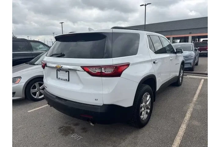 2019 Traverse LT Cloth image 5