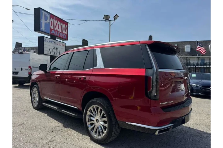 2021 Escalade Premium Luxury image 4