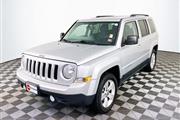 $6990 : PRE-OWNED 2013 JEEP PATRIOT S thumbnail