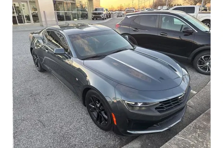 $25499 : Chevrolet Camaro 2023 LS 2dr image 4