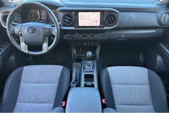 $36500 : Toyota Tacoma 2020 4x4 TRD O image 6