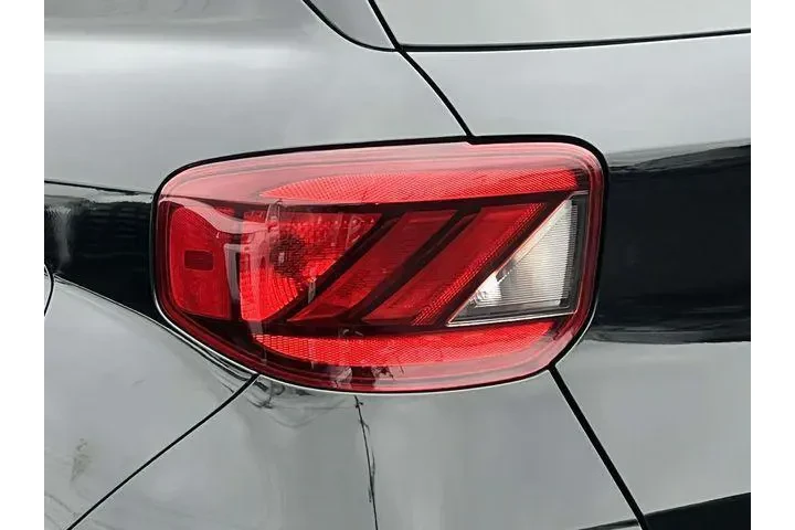 $20989 : Hyundai KONA 2023 AWD SEL 4d image 9