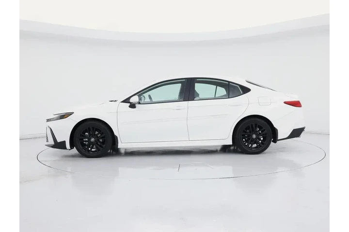 $33998 : Toyota Camry 2025 SE 4dr Sed image 3