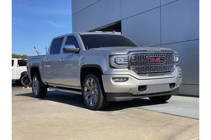 $34596 : GMC Sierra 1500 2018 4x4 Den image 2