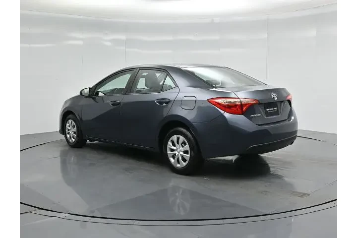 $12025 : Toyota Corolla 2017 L 4dr Se image 5