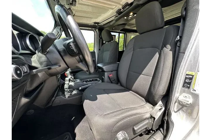 $29900 : Jeep Wrangler Unlimited 2020 image 9