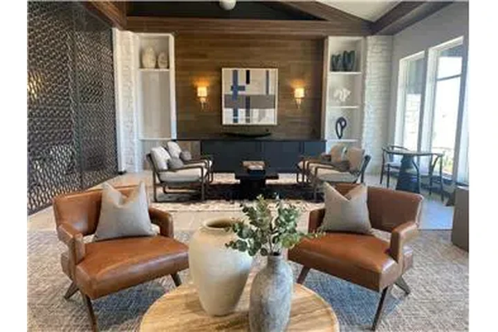 $2514 : Rental property with 3 bedro image 10