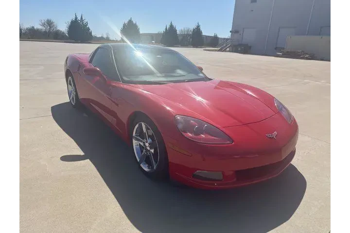 $26610 : Chevrolet Corvette 2007 2dr image 3