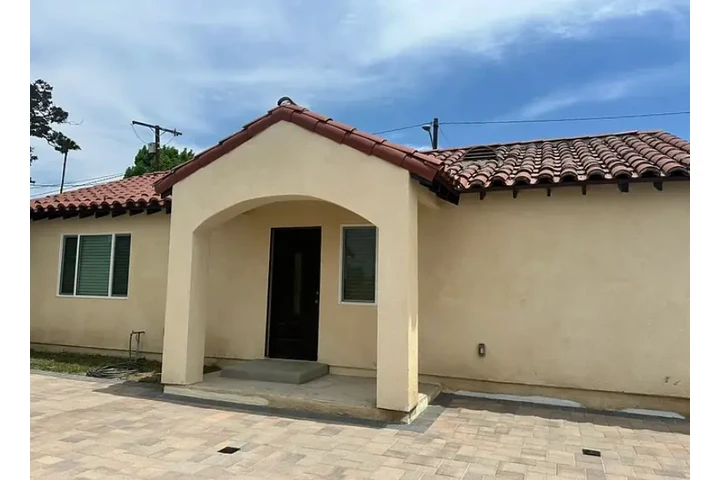 $1020 : Hermosa casa🏠en Los Angele 🏠 image 1