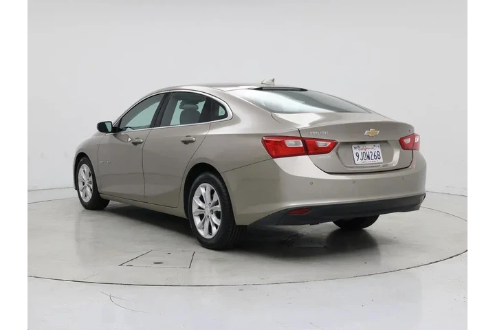 $18998 : Chevrolet Malibu 2024 LT 4dr image 2