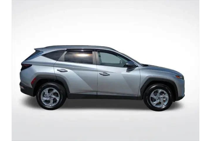 $24500 : Hyundai TUCSON 2023 AWD SEL image 9
