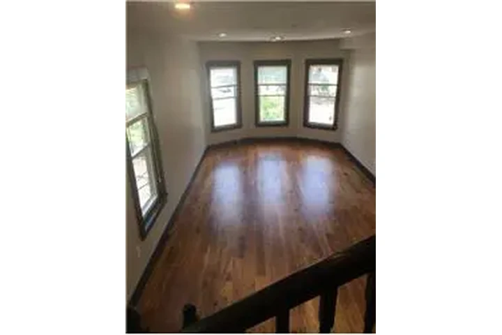 $5750 : Rental property with 5 bedro image 9