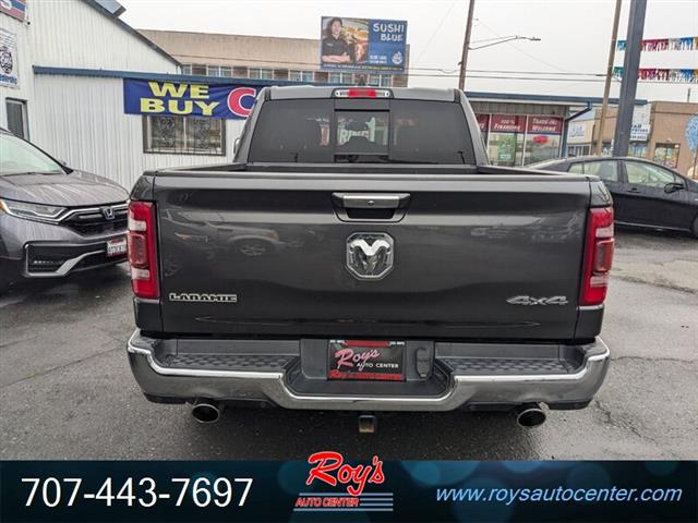 $37995 : 2019 1500 Laramie 4WD Truck image 7