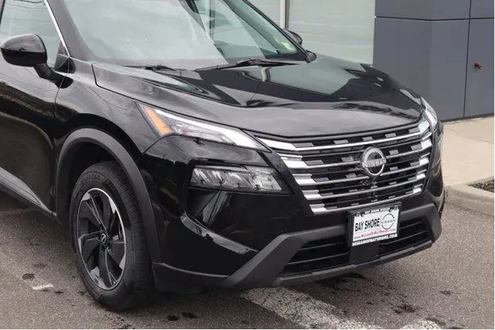 $22281 : Nissan Rogue 2025 AWD SV 4dr image 5