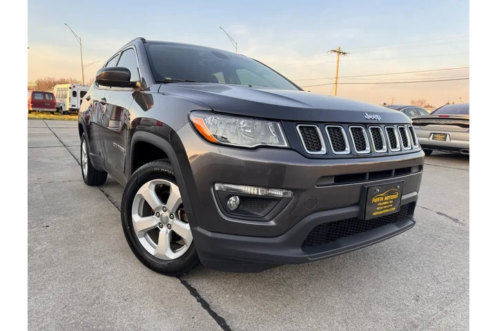 $9999 : 2018 Compass Latitude 4WD image 8