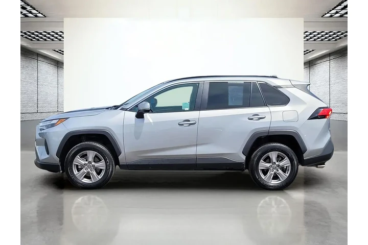 $31700 : Toyota RAV4 2025 XLE 4dr SUV image 10