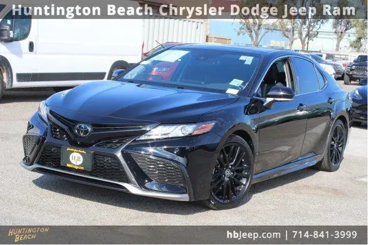 $27900 : Toyota Camry 2023 XSE V6 4dr image 8