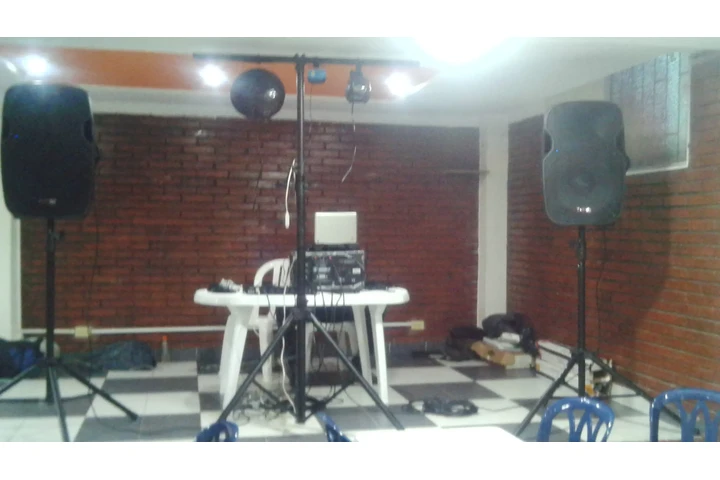 alquiler de sonido luces djs image 6