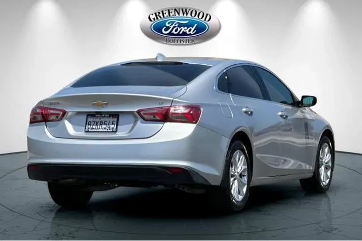 $15993 : Chevrolet Malibu 2020 LT 4dr image 4