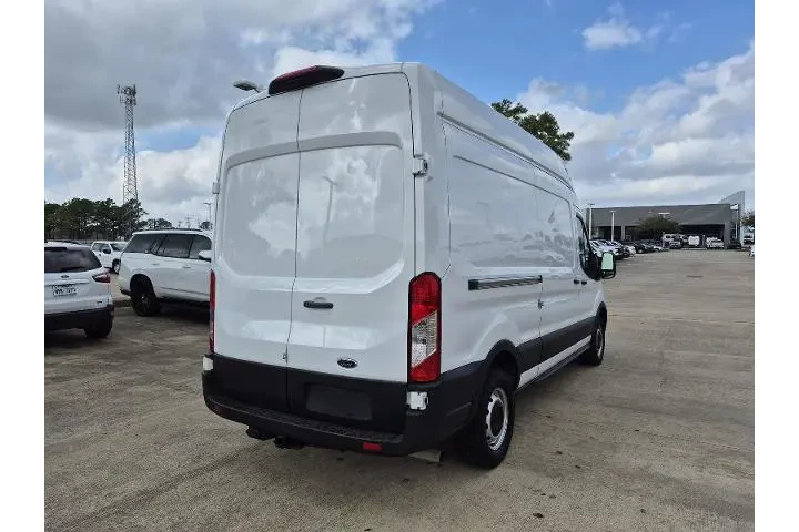 $39981 : Ford Transit 2023 250 3dr LW image 6
