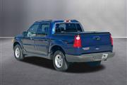 $13979 : 2005 Explorer Sport Trac XLT thumbnail