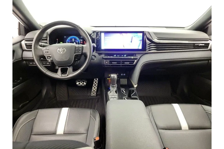 $26998 : Toyota Camry 2025 SE 4dr Sed image 9