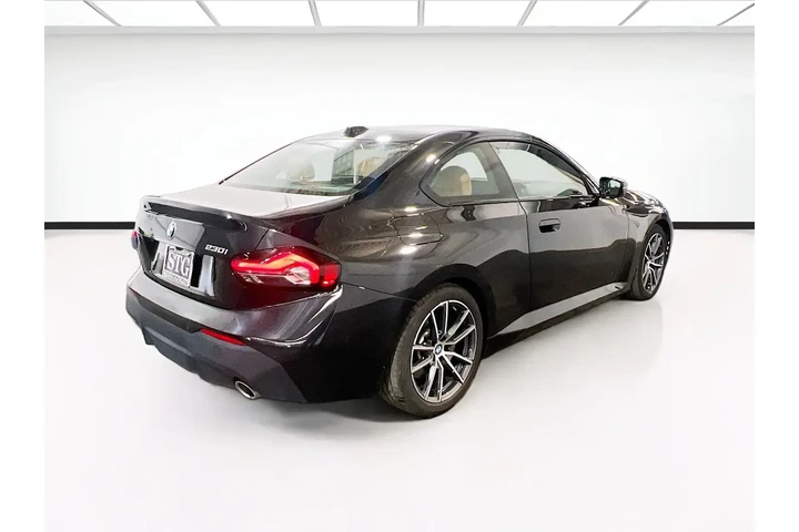$32880 : BMW 2 Series 2024 230i 2dr C image 1