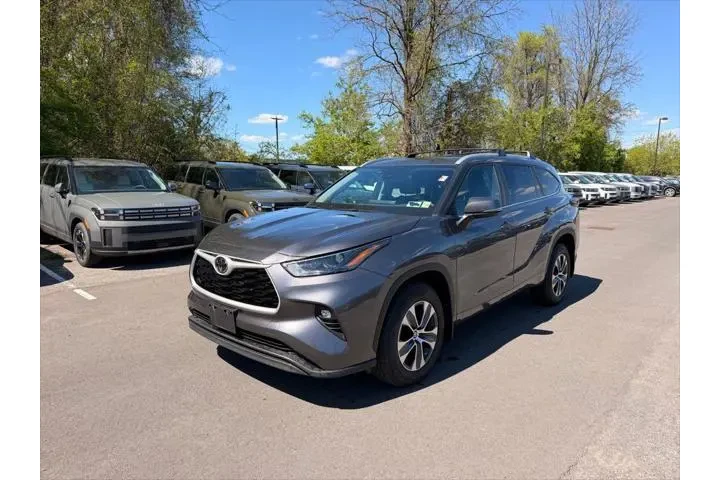 $39900 : Toyota Highlander 2024 AWD X image 8