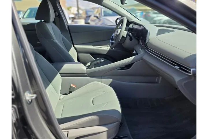 $19608 : Hyundai ELANTRA 2024 SEL 4dr image 10