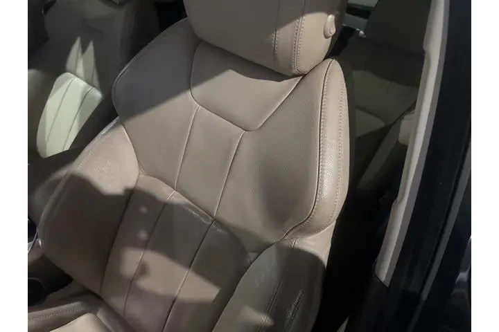 $10899 : Land Rover Range Rover Evoqu image 10