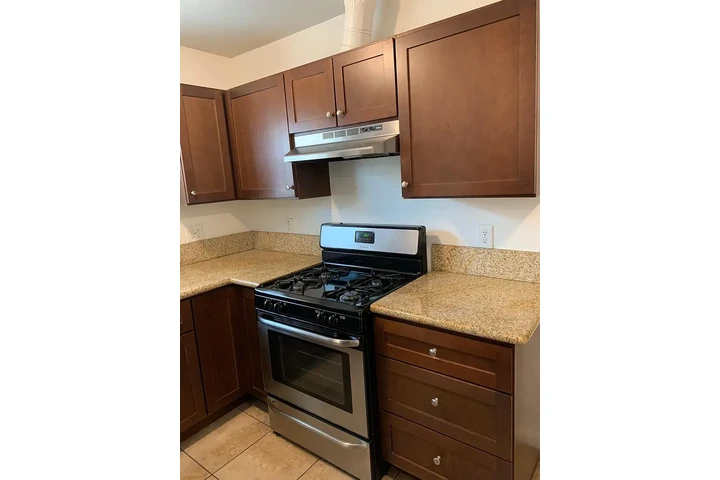 $2400 : Casa disponible para renta image 7