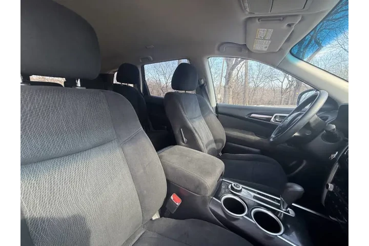 $5999 : 2015 Pathfinder S image 6