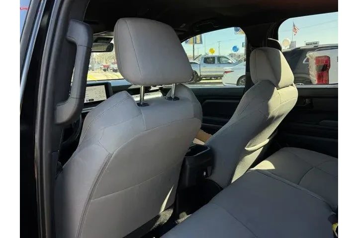 $35394 : Toyota Tacoma 2025 4x2 SR5 4 image 10