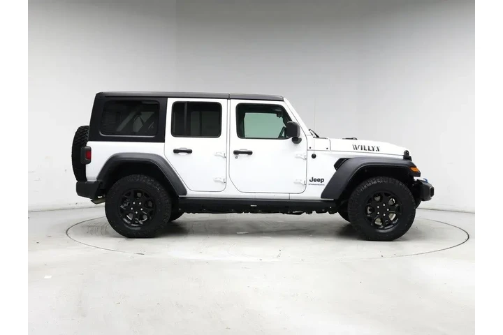 $27998 : Jeep Wrangler 2023 4x4 Willy image 7