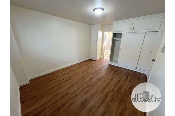 $1450 : Apartamento en Huntington Park image 8