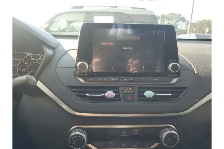 $17159 : Nissan Altima 2022 2.5 SV 4d image 4