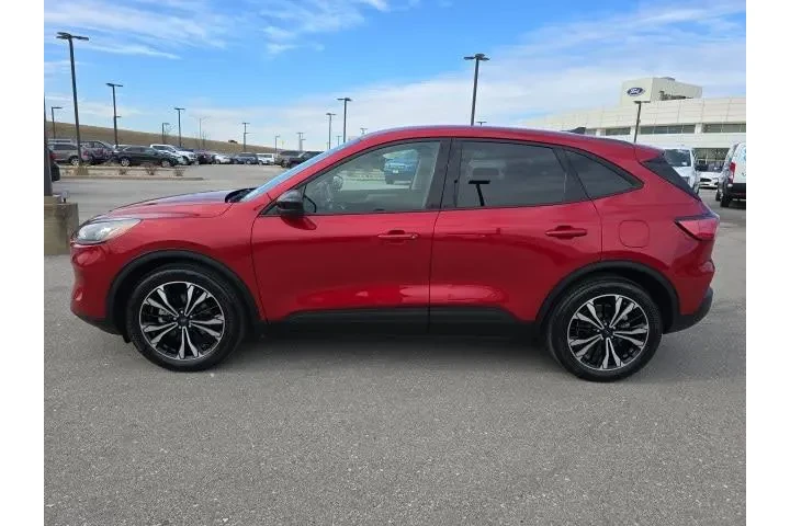 $20000 : Ford Escape 2022 SE 4dr SUV image 2