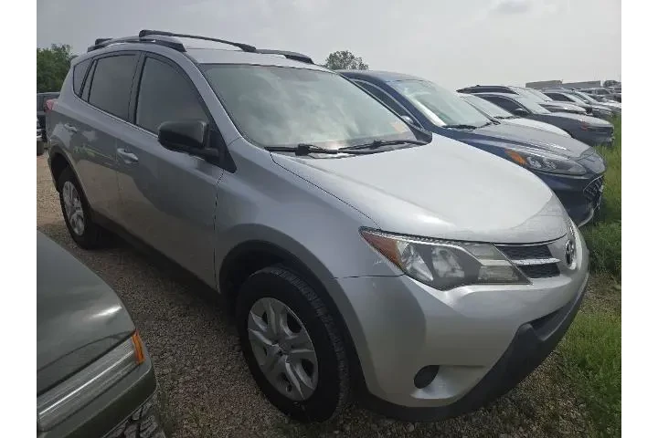 $14497 : Toyota RAV4 2015 LE 4dr SUV image 4