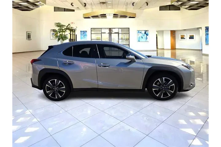 $22500 : Lexus UX 200 2019 4dr Crosso image 8