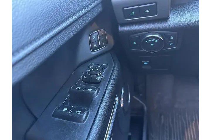 $37530 : Ford Expedition MAX 2021 4x4 image 5